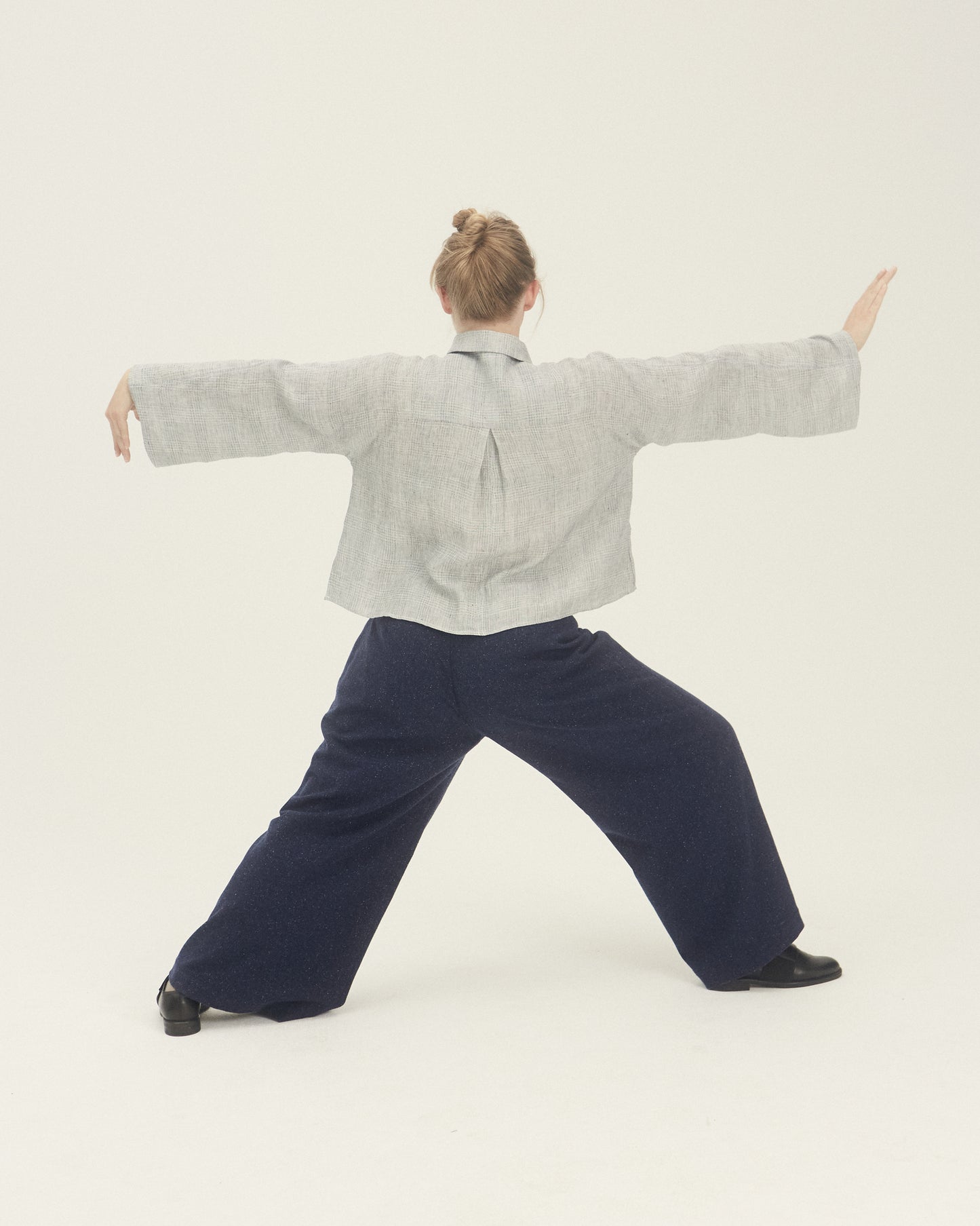 Grå ternet kimono bluse (hør)