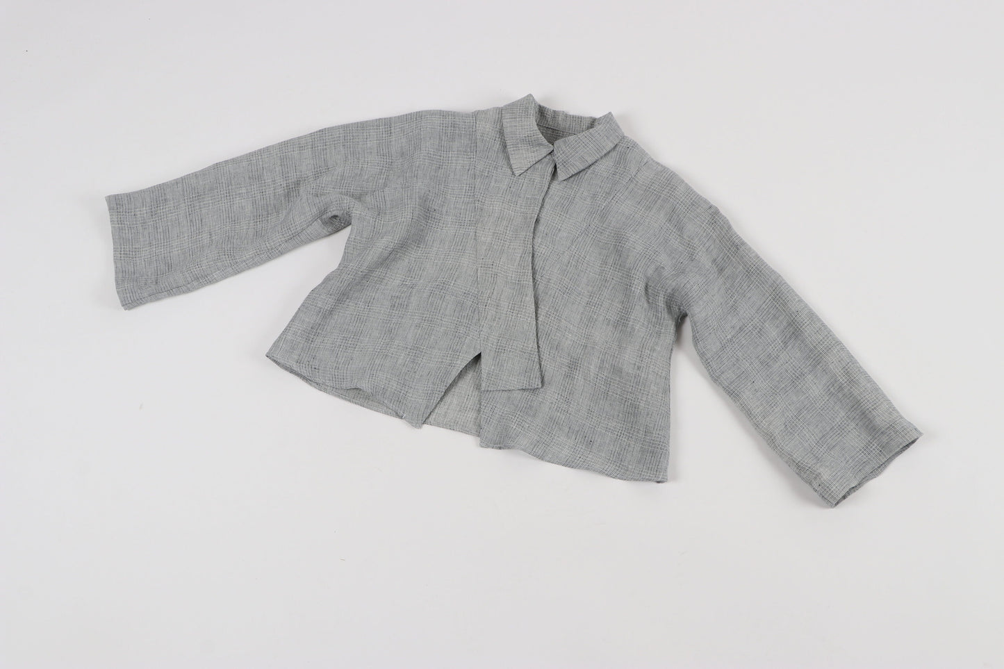 Grå ternet kimono bluse (hør)